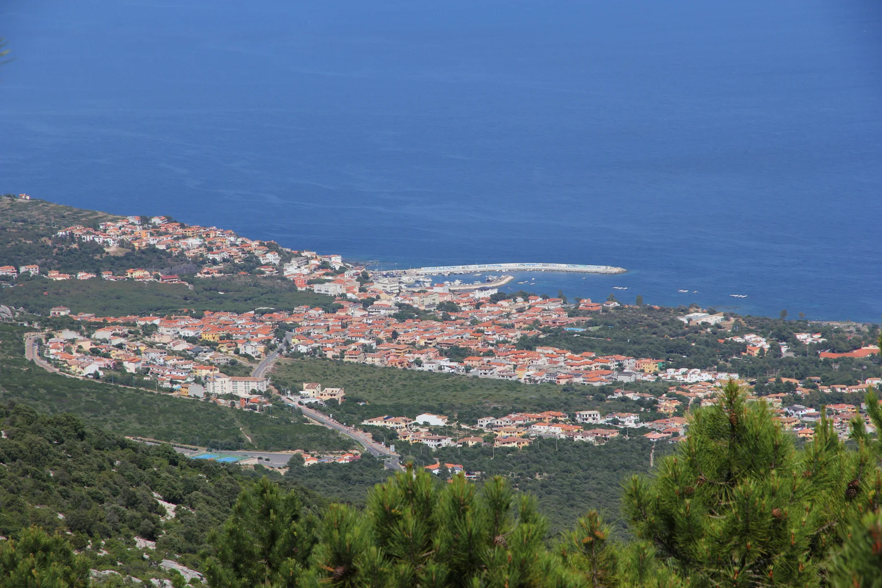 Quanto costa una vacanza a Cala Gonone: budget, escursioni e spese